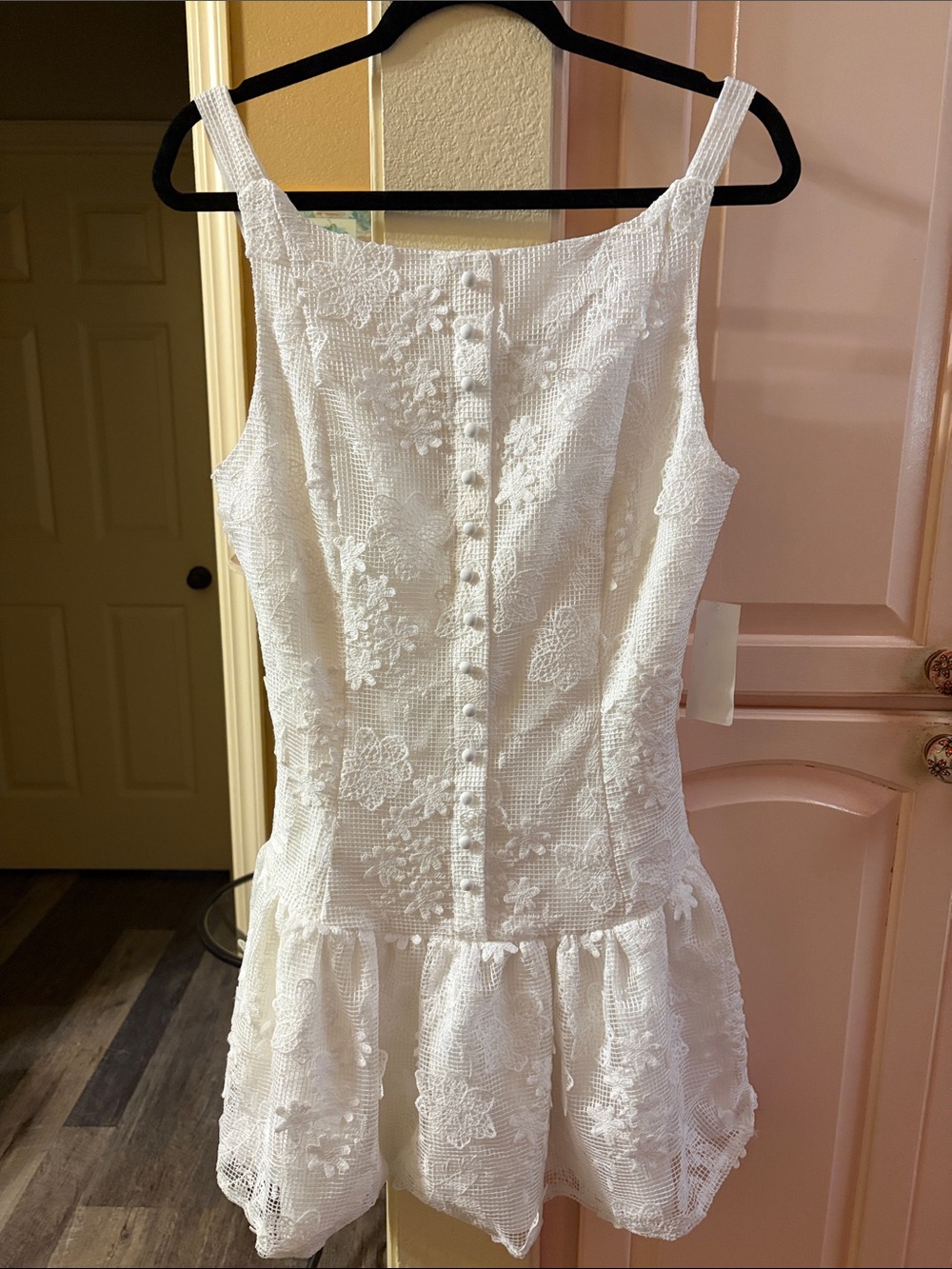 Arose studio NWT capri appliqué drop waist lace dress